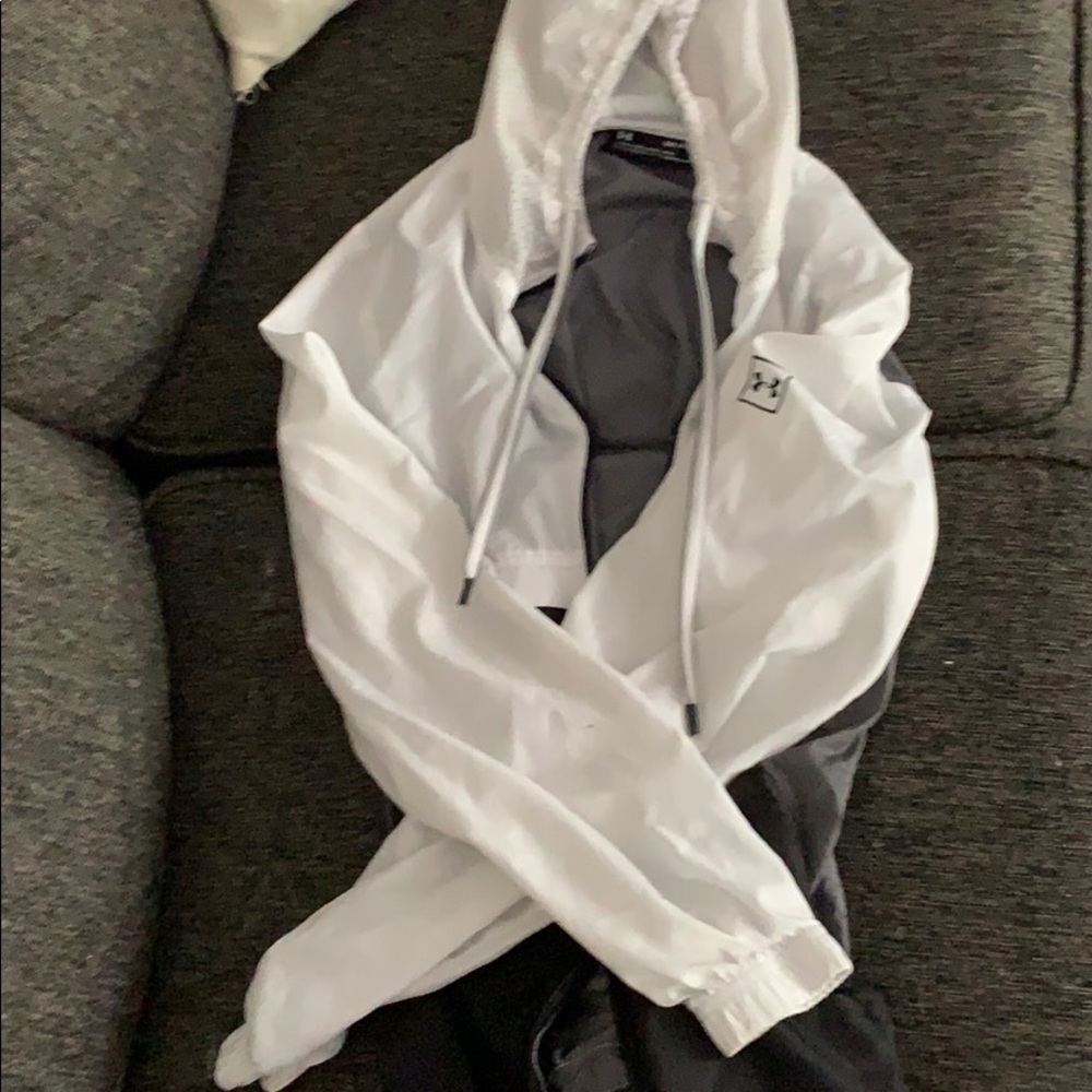 Under Armour Windbreaker